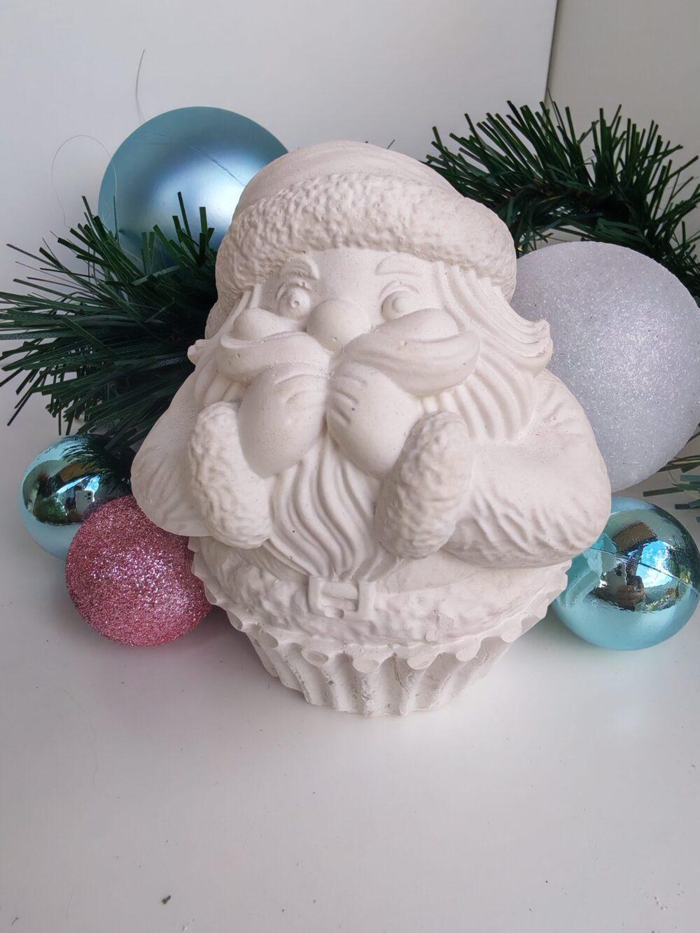 mikulas-figura-karacsonyi-dekoracio